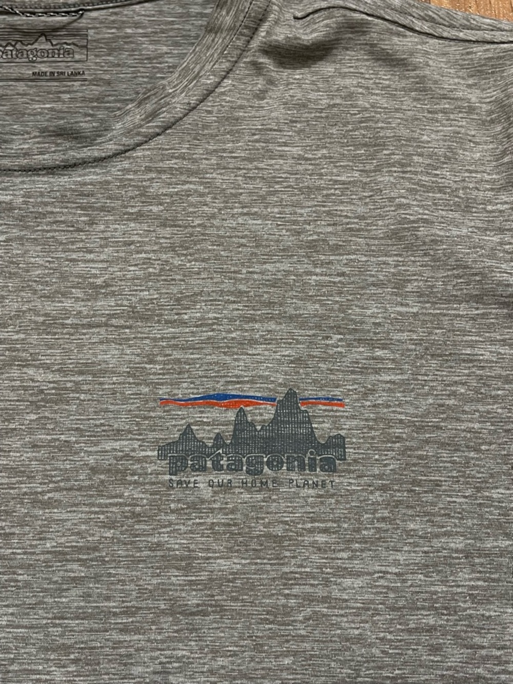 Patagonia Men's Capilene Cool Daily Graphic Shirt - Picture 3 of 7
